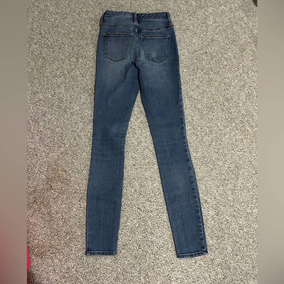Universal Thread Jeans, size 00/24L - Picture 7 of 7